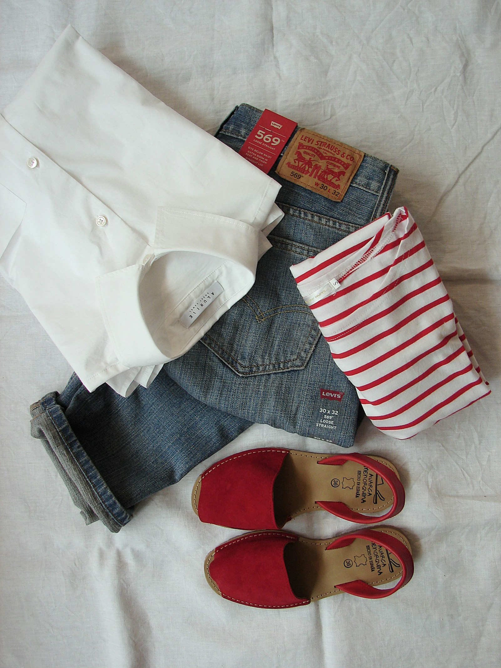 Minimal fashion story